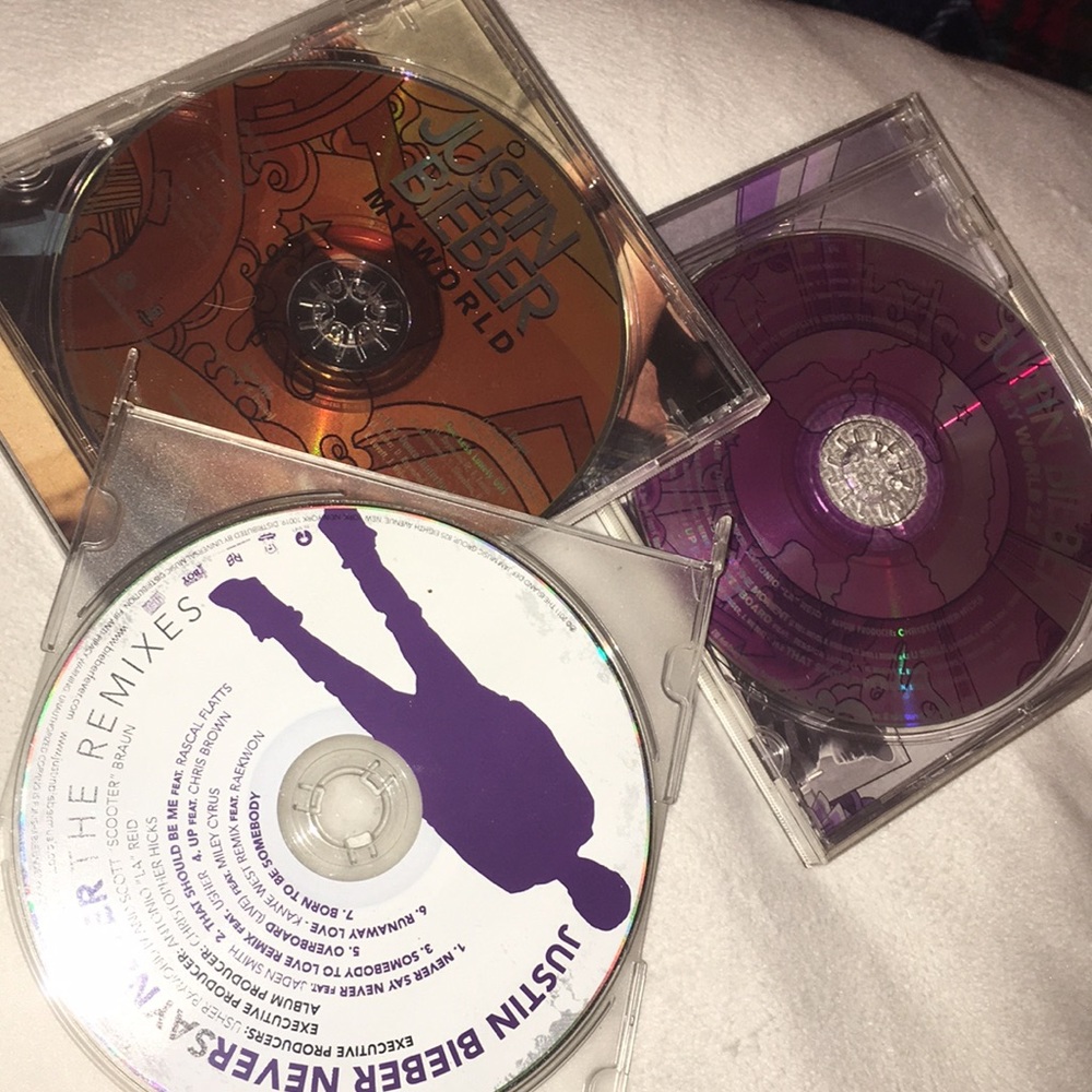 3 Justin Bieber CDS